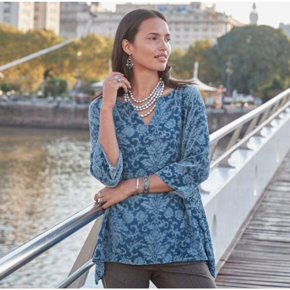 Sundance Women's Silk Blend Velvet Floral Blue M Asymmetrical Top Boho Flowy - Picture 1 of 6